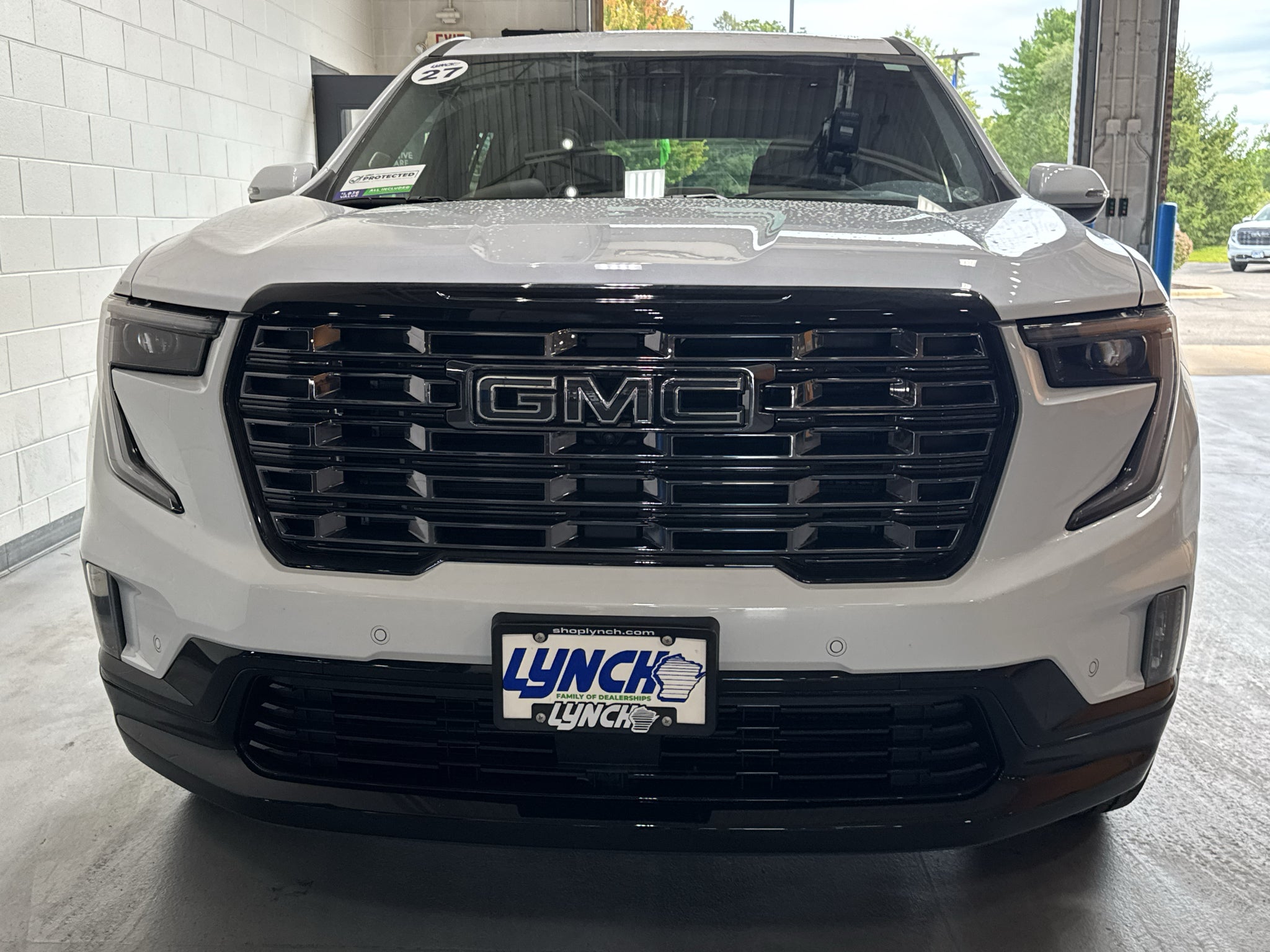 2027 GMC Acadia Denali Ultimate - Photo 8