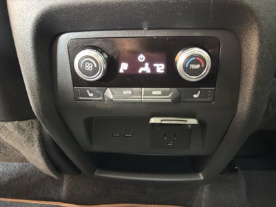 2024 GMC Acadia AT4