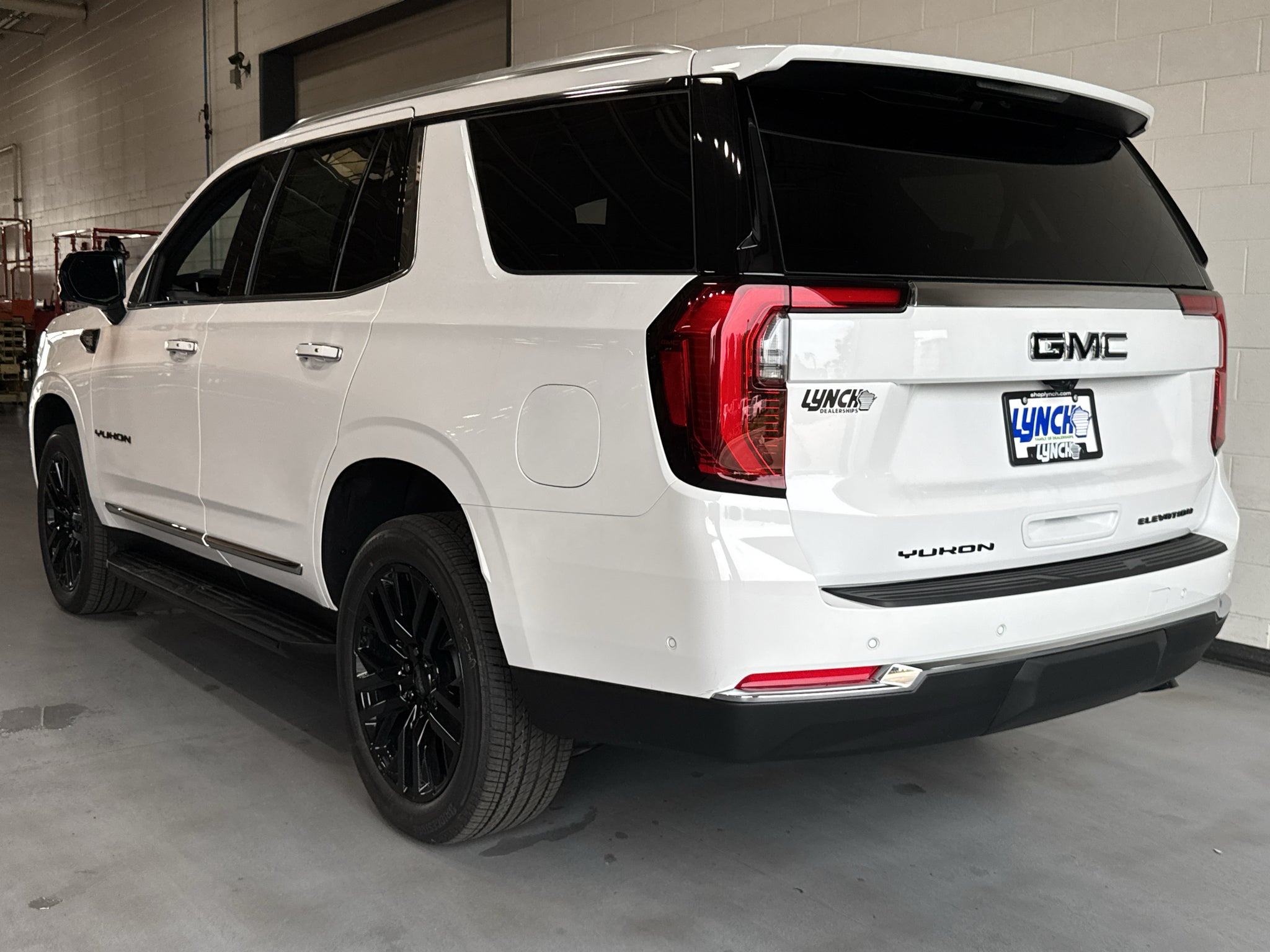 2026 GMC Yukon Elevation