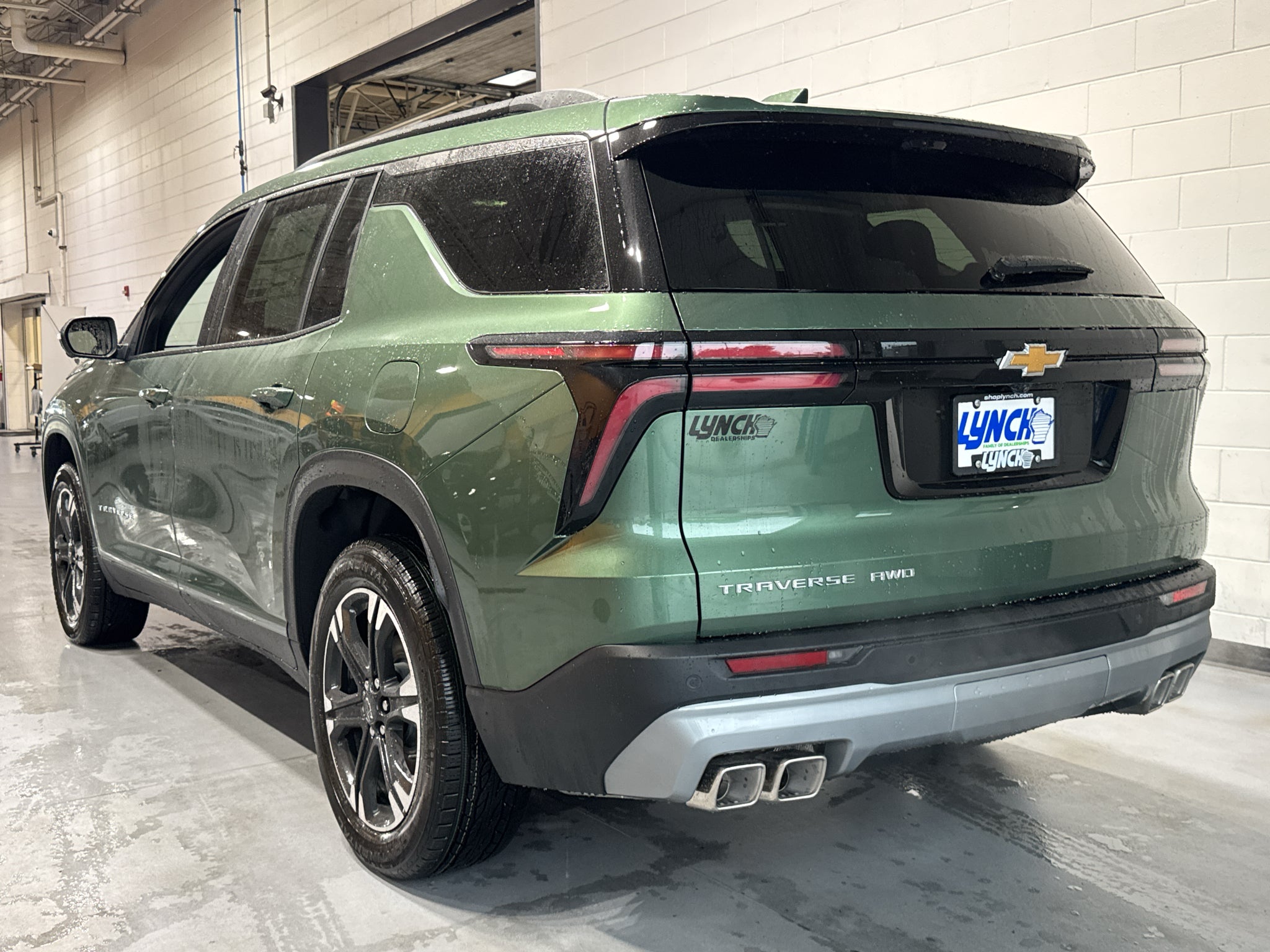 2027 Chevrolet Traverse LT