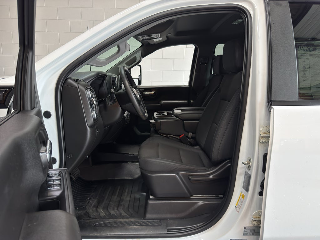 2025 GMC Sierra 2500 HD Pro