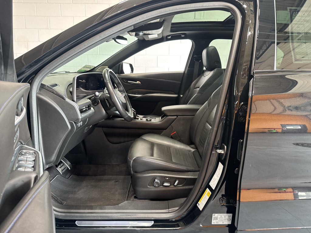 2024 Cadillac XT4 Sport