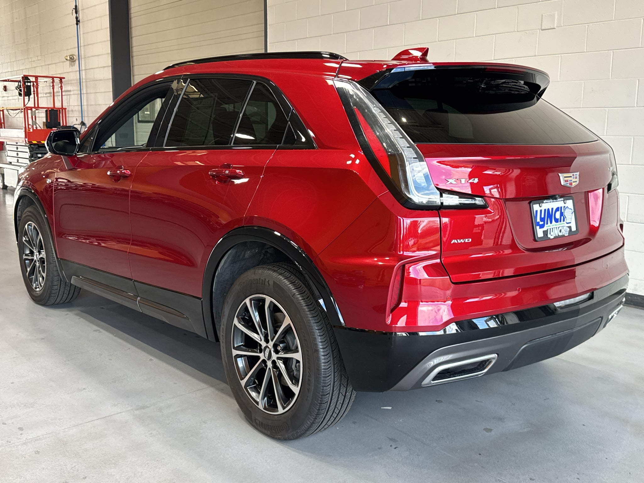 2024 Cadillac XT4 Sport