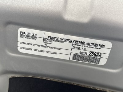 2024 Chrysler Pacifica Touring L