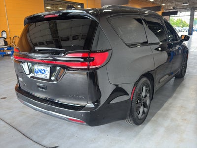 2025 Chrysler Pacifica Limited