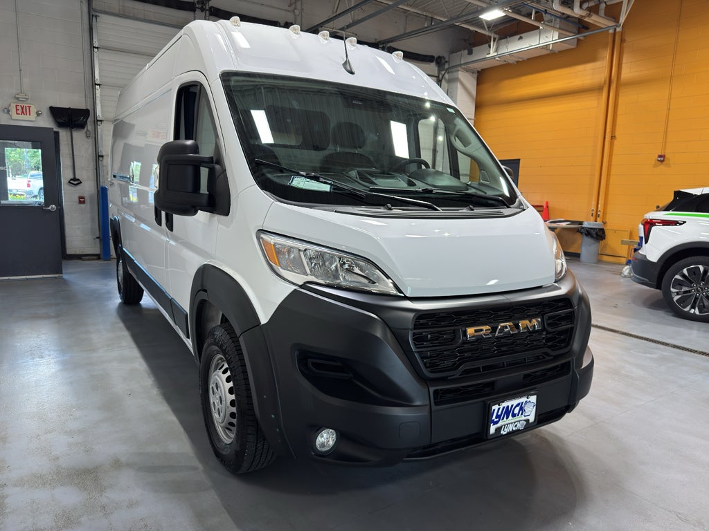 2025 RAM ProMaster Cargo Van Tradesman