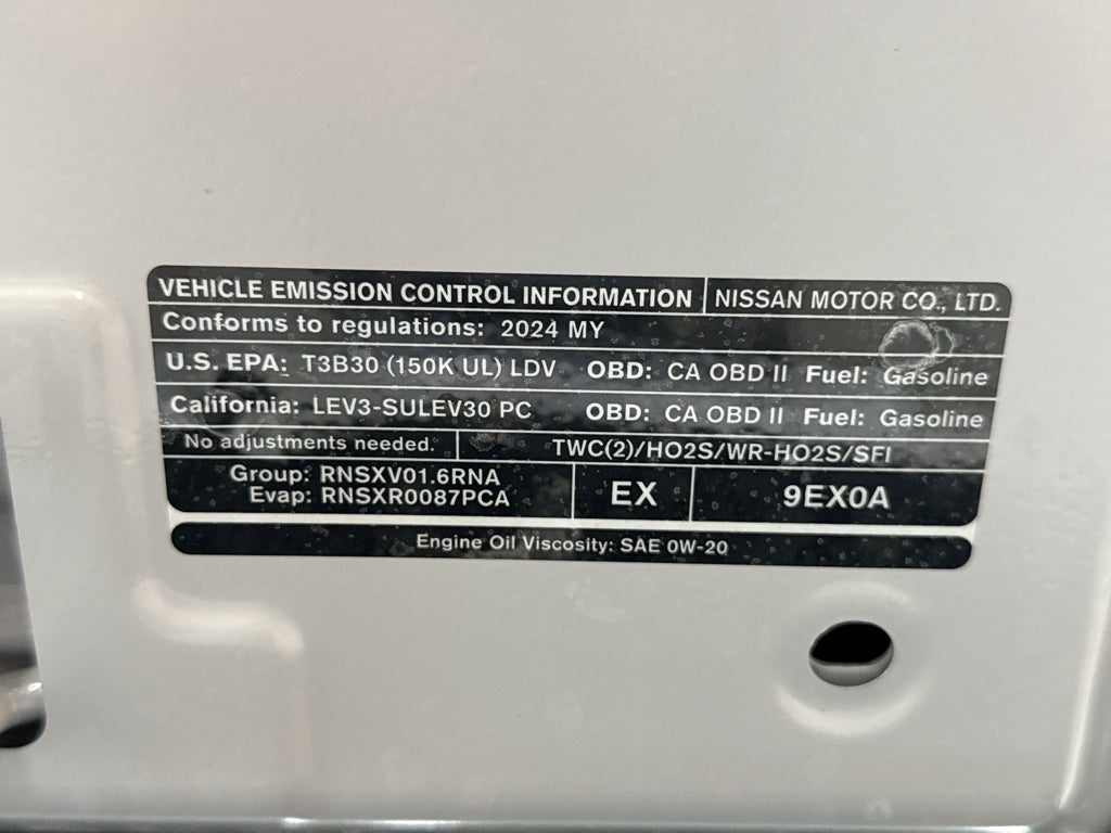 2024 Nissan Versa SR