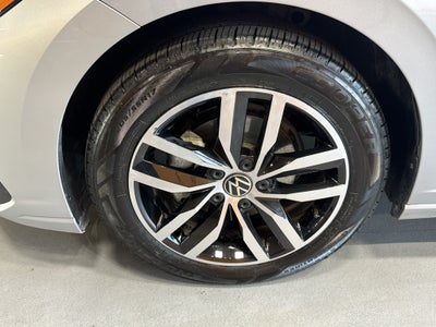 2025 Volkswagen Jetta SE